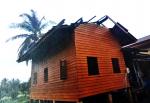 ช่วยเหลือประชาชน ในหมู่ที่ 7 จำนวน 3 หลังที่บ้านเรือนได้รับค